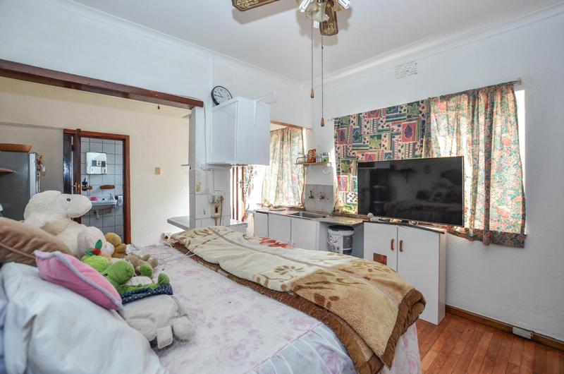 6 Bedroom Property for Sale in Parow North Western Cape